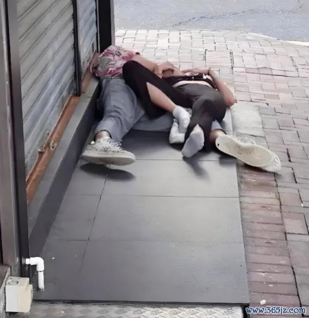 警方回答男人扰乱4男并偷拍全程 案件细节曝光